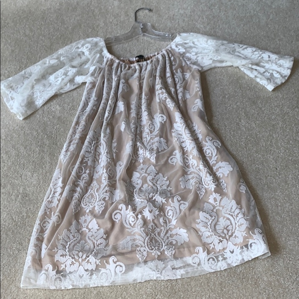 Lace dress